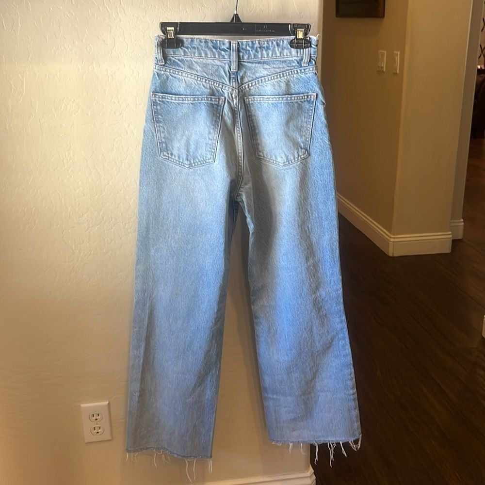 NWOT ZARA High Rise Ripped Jeans - Picture 3 of 4